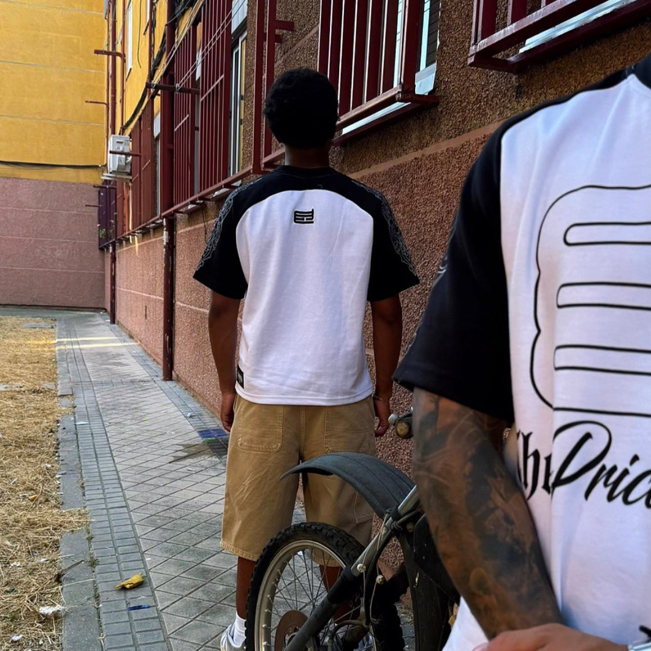 Black raglan t-shirt