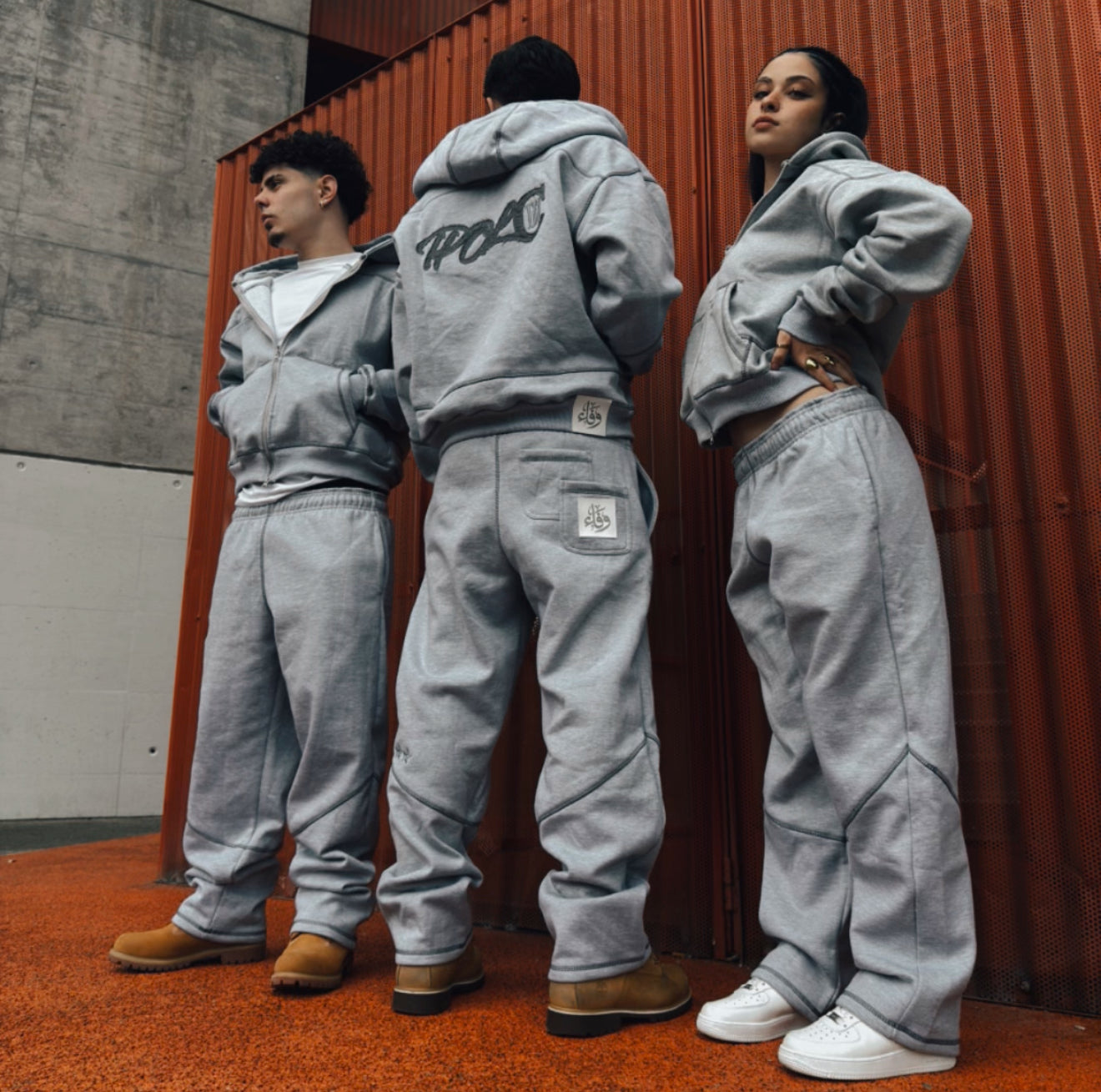 HEAVYWEIGHT ZIPPER