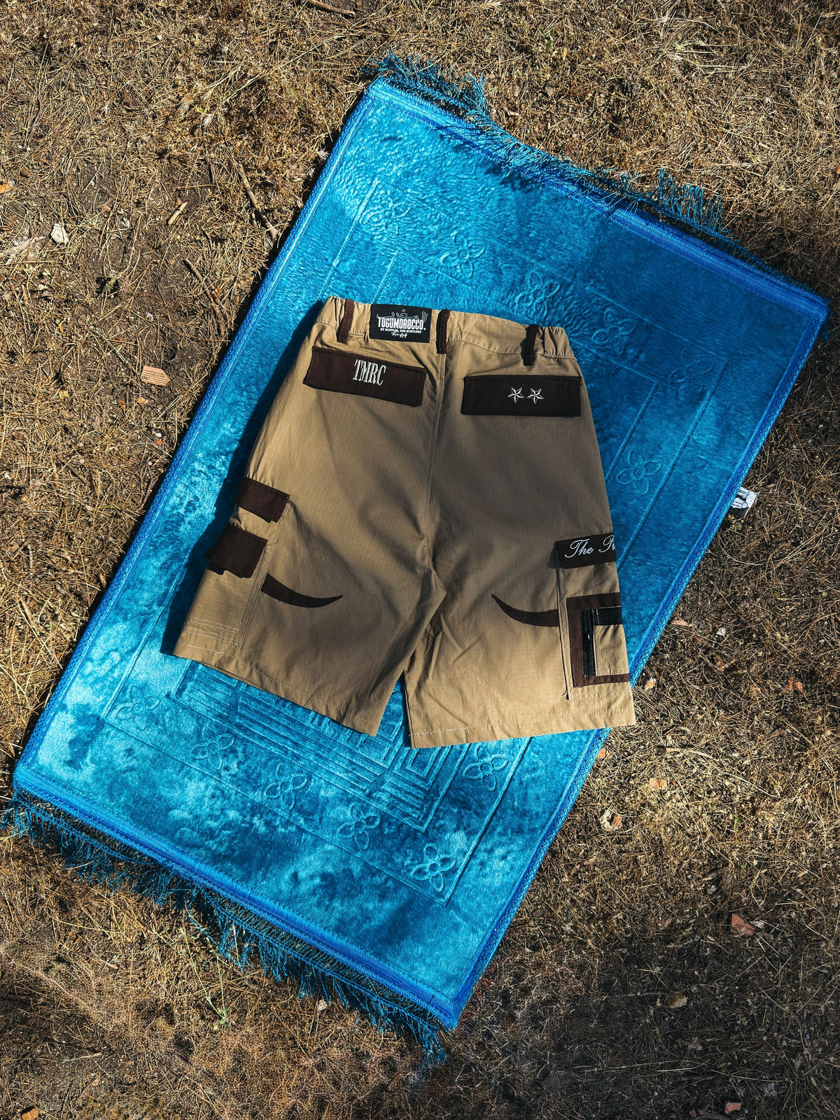 TACTICAL CREAM CARGO SHORTS