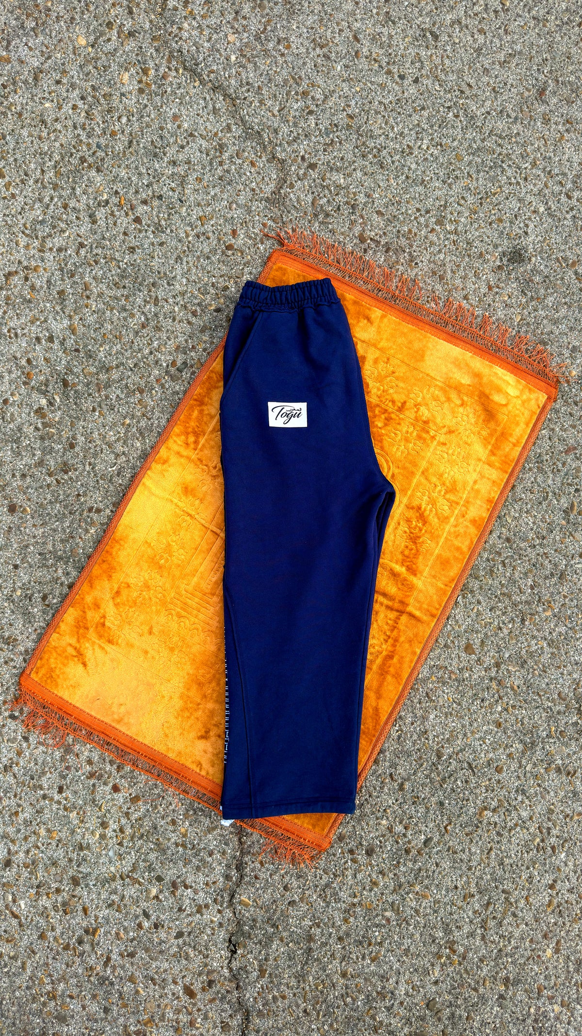 ESSENTIAL NAVY BAGGY PANTS
