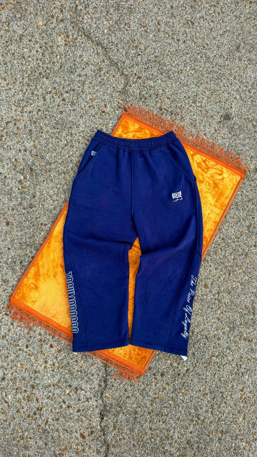 ESSENTIAL NAVY BAGGY PANTS