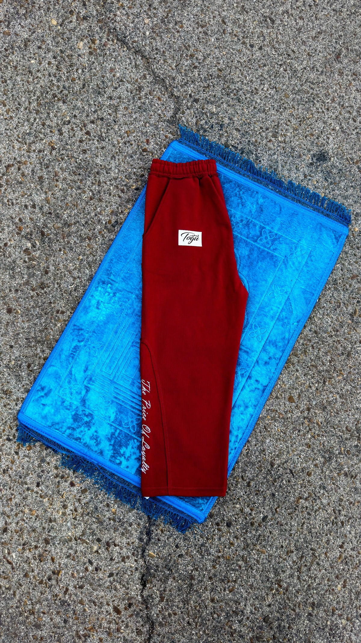 ESSENTIAL RED BAGGY PANTS
