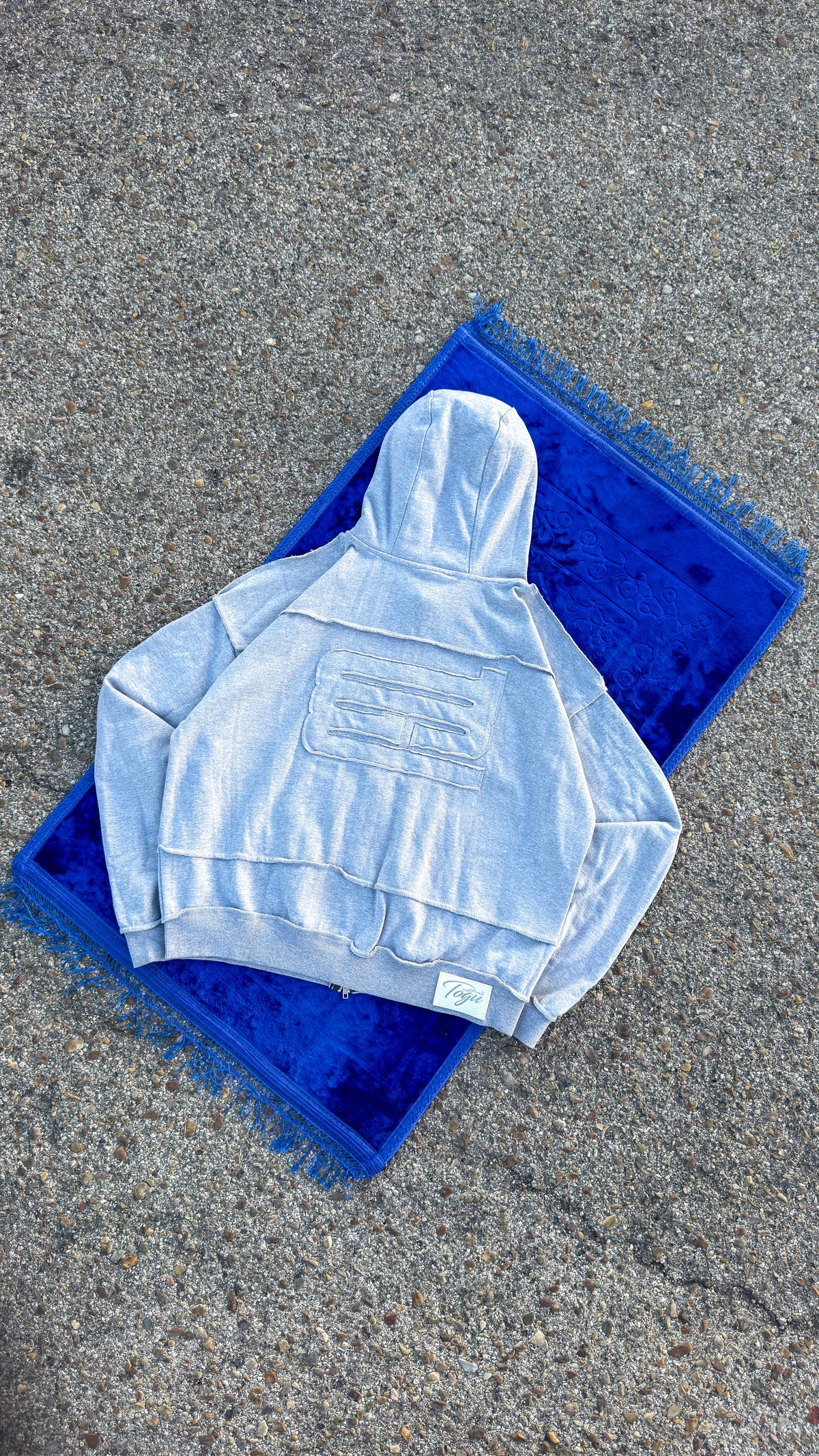 CORE GREY ZIPUP