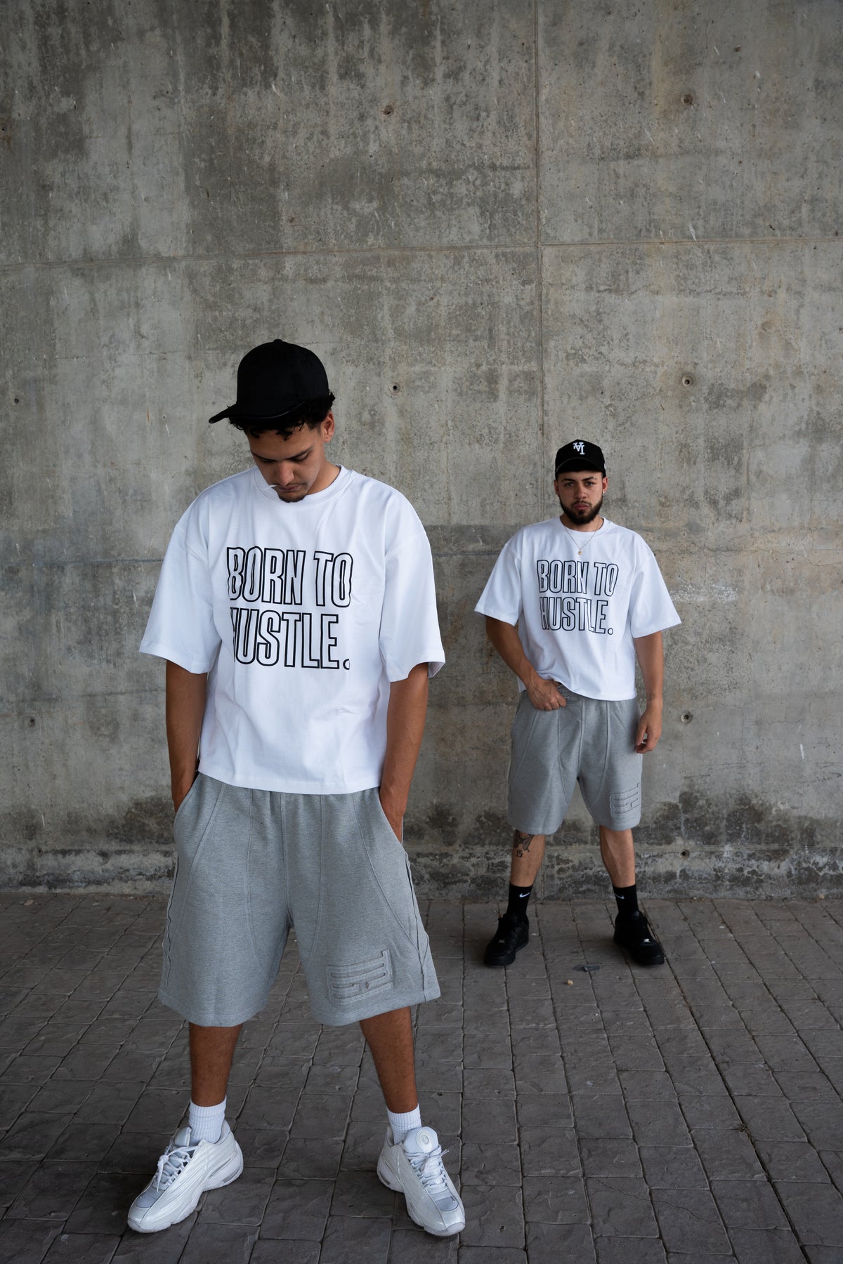 ESSENTIAL GREY SHORT